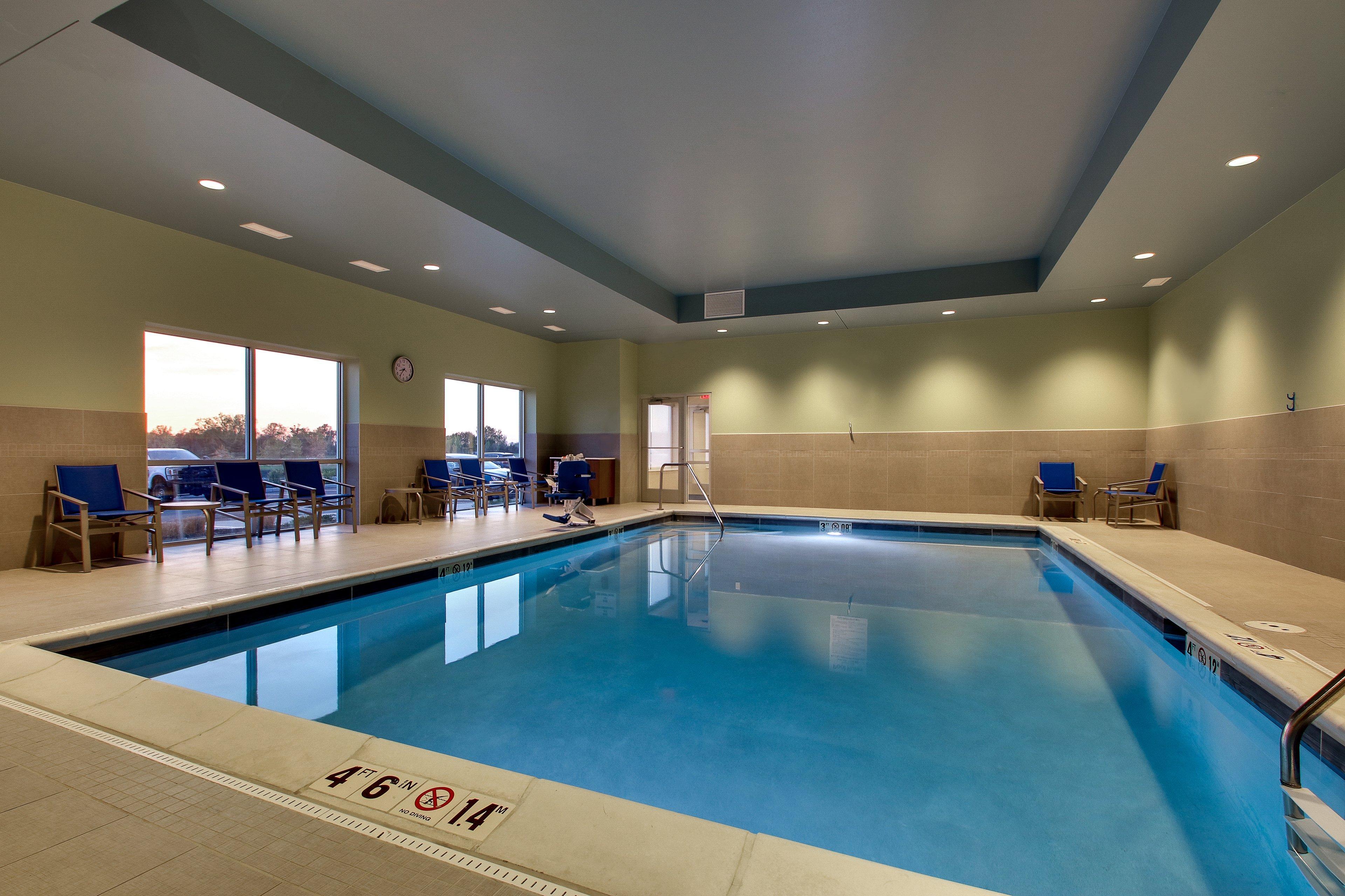 Holiday Inn Express & Suites Findlay North By Ihg Bagian luar foto